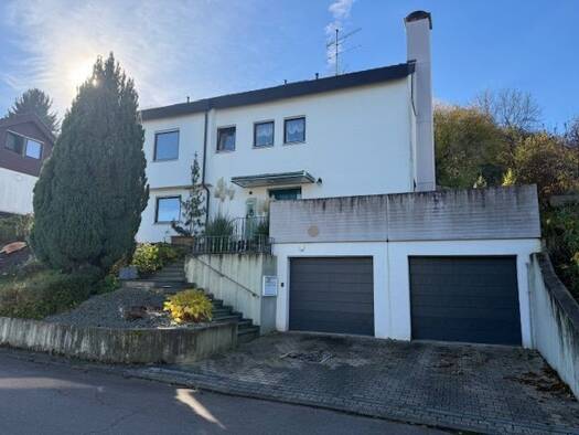 Einfamilienhaus zum Kauf 599.000 € 7 Zimmer 210 m² 536 m² Grundstück Frickenhausen Frickenhausen 72636