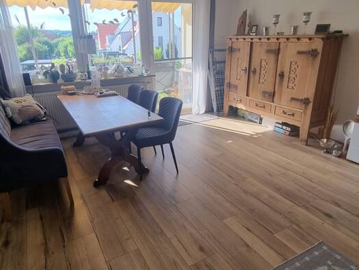 Wohnung zur Miete 800 € 2 Zimmer 70 m² Geschoss 1/3 frei ab sofort Frauenaurach Erlangen 91056