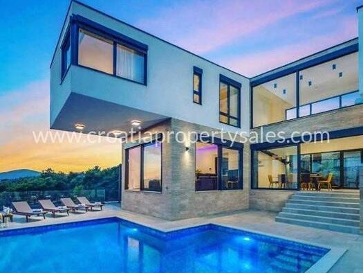 Villa zum Kauf 2.400.000 € 4 Zimmer 240 m² 566 m² Grundstück Trogir 21220