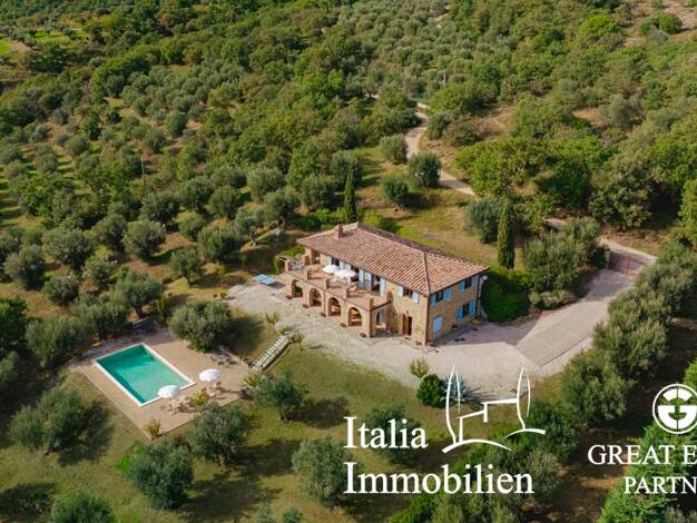 Bauernhaus zum Kauf 1.150.000 € 16 Zimmer 234 m² 3.000 m² Grundstück Tuoro Sul Trasimeno 06069