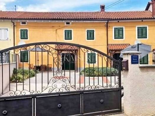 Haus zum Kauf 250.000 € 4 Zimmer 132 m² Marcana Loborika