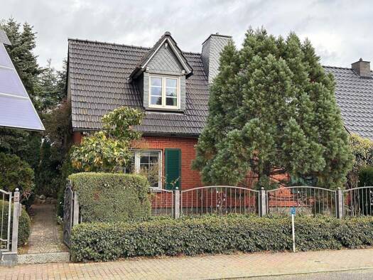 Einfamilienhaus zum Kauf 399.000 € 5 Zimmer 140 m² 1.160 m² Grundstück frei ab sofort Neue Zeit Schwedt/Oder 16303