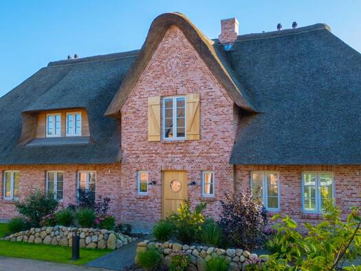 Doppelhaushälfte zum Kauf 1.400.000 € 6 Zimmer 181 m² 896 m² Grundstück frei ab sofort Alkersum 25938