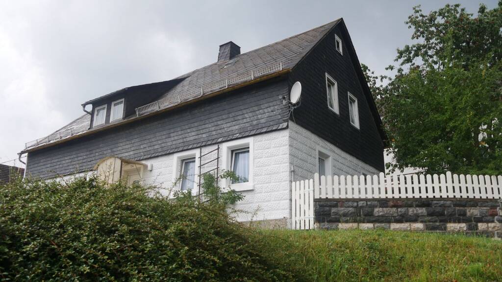 Bauernhaus zum Kauf 6 Zimmer 113 m² 578 m² Grundstück frei ab sofort Nurn Steinwiesen 96349