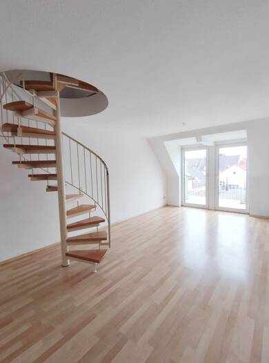 Maisonette zur Miete 760 € 3,5 Zimmer 85 m² 2. Geschoss frei ab sofort Friesenheim / Stadtbezirk 151 Ludwigshafen am Rhein 67063