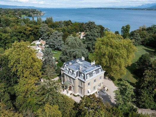 Haus zum Kauf 24.640.061 € 993 m² 3.218 m² Grundstück Versoix 1290