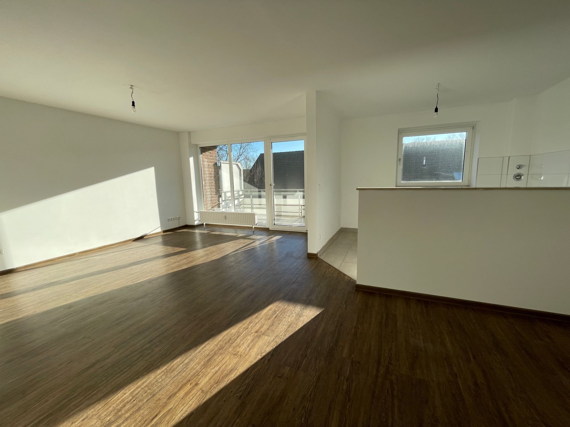 Wohnung zur Miete 750 € 3 Zimmer 77 m²<br/>Wohnfläche 1.<br/>Geschoss 16.12.2024<br/>Verfügbarkeit Bertha-von-Suttner-Str. 19 Alt-Hamborn Duisburg 47166