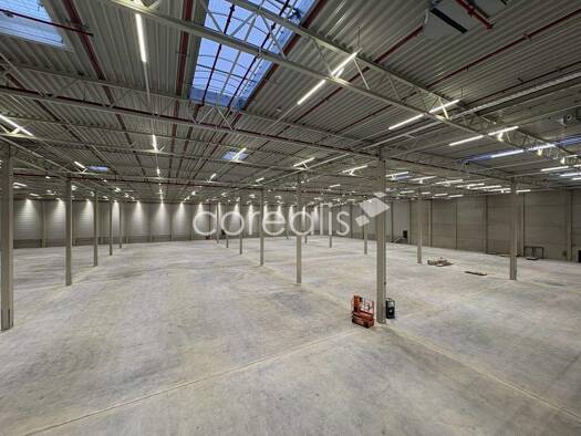 Lagerhalle zur Miete provisionsfrei 8.000 m² Lagerfläche teilbar ab 1.000 m² Eving Dortmund / Eving 44339