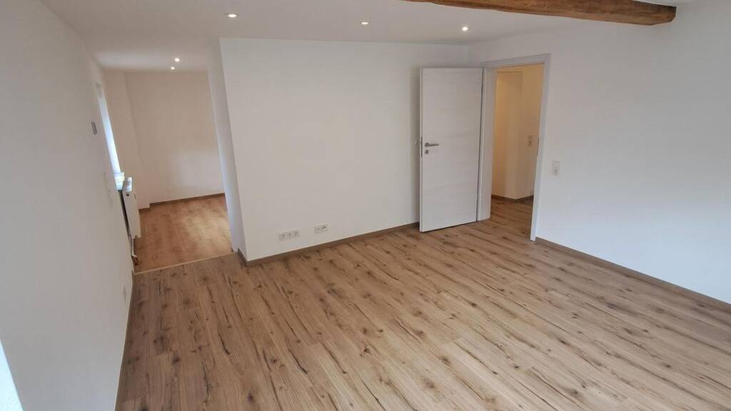 Wohnung zur Miete 760 € 3 Zimmer 82 m² Geschoss 1/3 frei ab sofort Wolfenhausen Weilmünster 35789