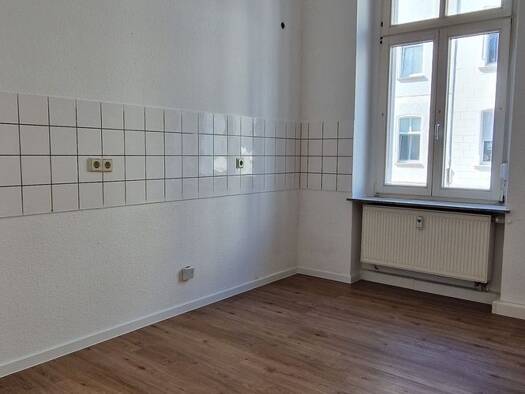 Wohnung zur Miete 282 € 1 Zimmer 33,2 m² frei ab sofort Wilhelm-Müller-Straße 5 Innenstadt Dessau-Roßlau 06844