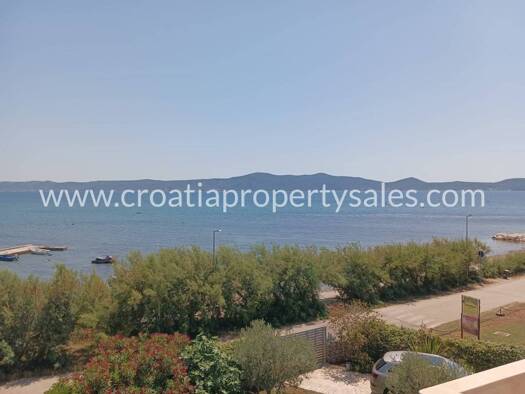 Einfamilienhaus zum Kauf 1.650.000 € 13 Zimmer 520 m² 480 m² Grundstück Zadar 23000