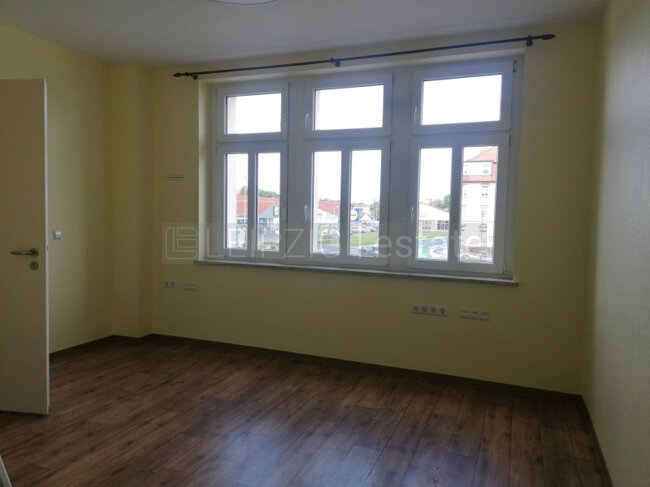 Medizinisches Gebäude zur Miete 7,62 € 5 Zimmer 105 m²<br/>Bürofläche Grimma Grimma 04668