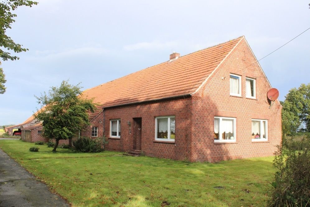 Bauernhaus zum Kauf 6 Zimmer 120 m²<br/>Wohnfläche 6.688 m²<br/>Grundstück Burhafe Wittmund 26409