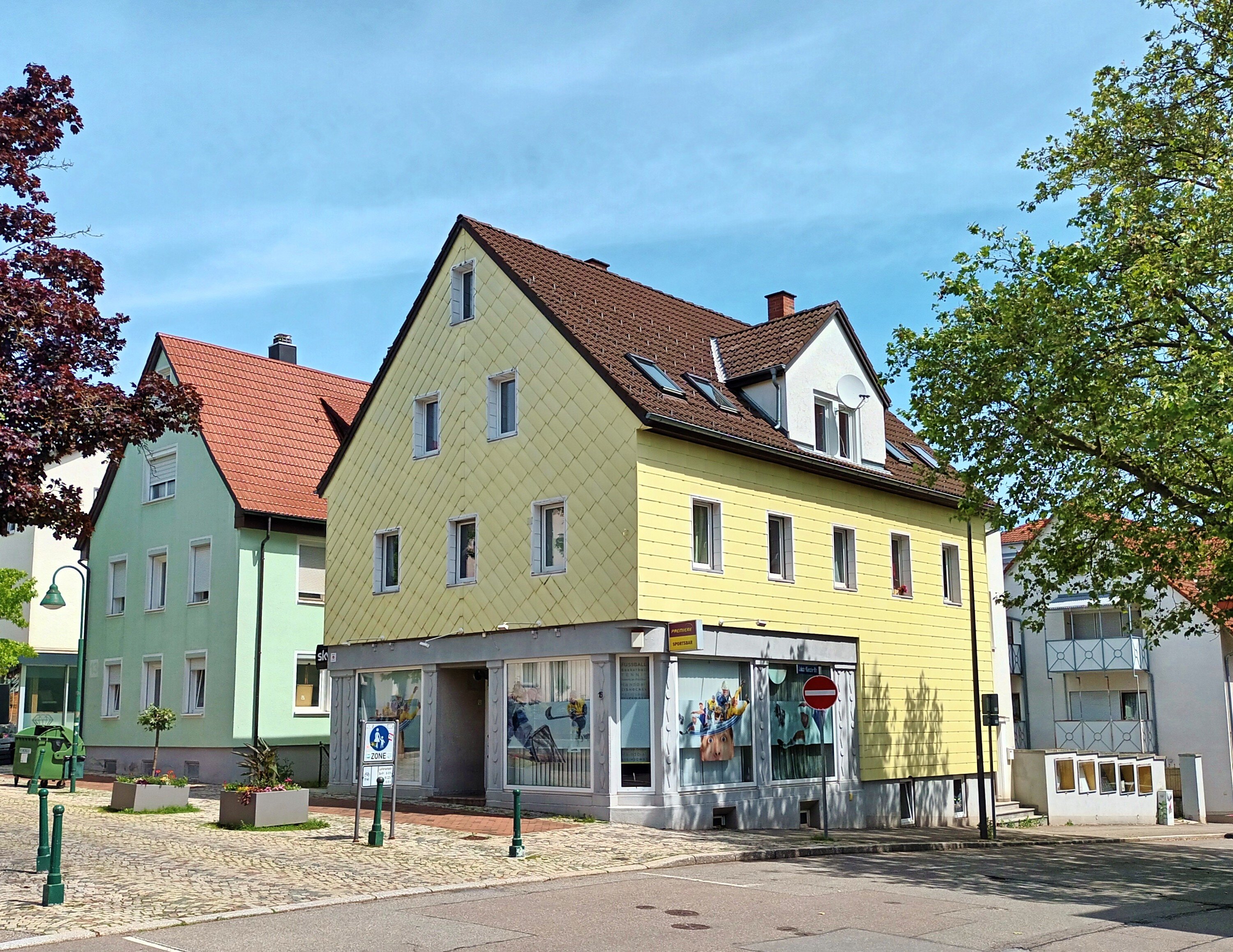 Mehrfamilienhaus zum Kauf 668.000 € 10 Zimmer 319 m²<br/>Wohnfläche 311 m²<br/>Grundstück Hammerstatt - Rammelswiesen Villingen-Schwenningen 78054