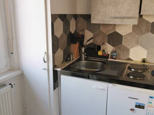 Wohnung zur Miete 400 € 2 Zimmer 47 m² 2. Geschoss frei ab 01.02.2026 Kitzingen 97318