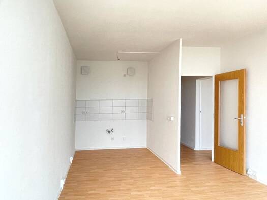 Wohnung zur Miete 359 € 2 Zimmer 52,4 m² 9. Geschoss Moskauer Platz 18 Moskauer Platz Erfurt 99091