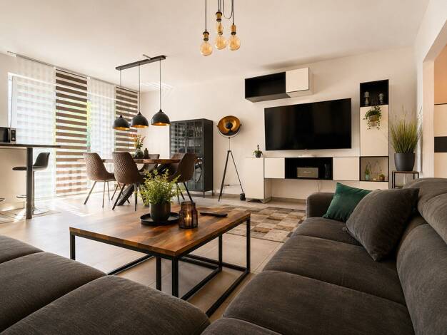 Wohnung zur Miete 1.400 € 2 Zimmer 70 m² EG Fritz-Erler-Straße 1 Bieber Offenbach am Main 63073