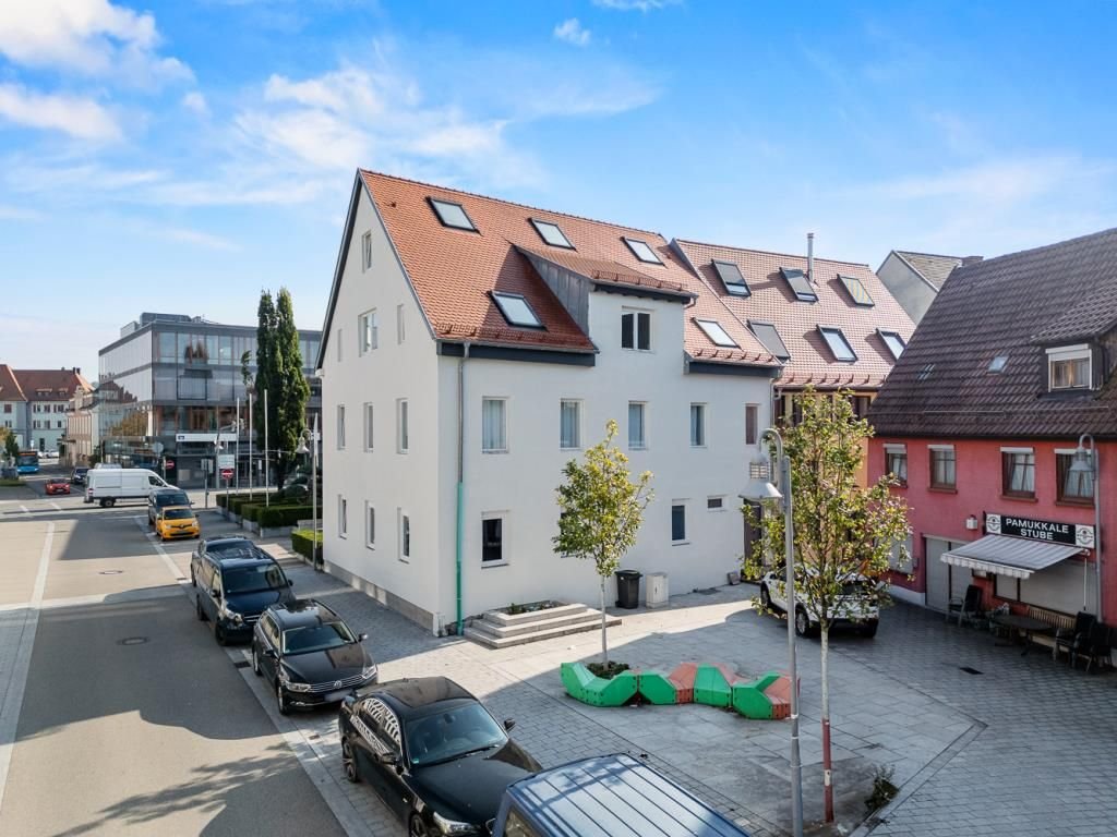 Mehrfamilienhaus zum Kauf 987.000 € 8 Zimmer 249 m²<br/>Wohnfläche 50 m²<br/>Grundstück Kernstadt Biberach an der Riß 88400