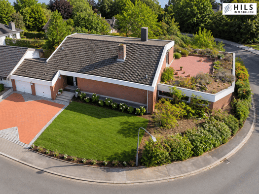 Einfamilienhaus zum Kauf 695.000 € 10 Zimmer 392 m² 1.140 m² Grundstück frei ab sofort Antoniusstraße 43 Wickede Wickede (Ruhr) 58739