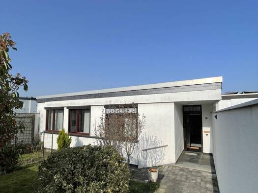 Bungalow zum Kauf 435.000 € 4 Zimmer 102 m² 370 m² Grundstück Seeberg Köln / Seeberg 50769