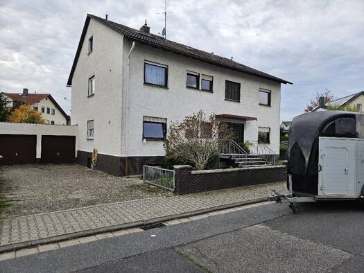Mehrfamilienhaus zum Kauf als Kapitalanlage geeignet 565.000 € 6 Zimmer 220 m² 642 m² Grundstück Geinsheim Trebur 65468