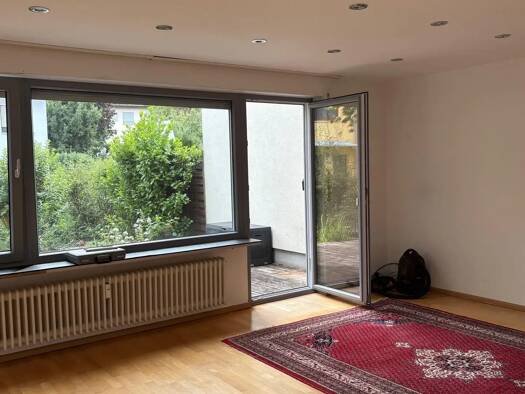 Terrassenwohnung zum Kauf provisionsfrei 300.000 € 3 Zimmer 105 m² Geschoss EG/3 frei ab sofort Alterlangen Erlangen 91056