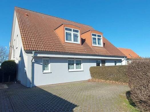 Mehrfamilienhaus zum Kauf 310.000 € 220 m² 810 m² Grundstück frei ab sofort Irxleben Irxleben 39167