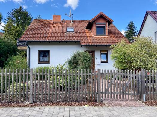 Einfamilienhaus zum Kauf 365.000 € 4 Zimmer 124 m² 555 m² Grundstück Dachwig 99100