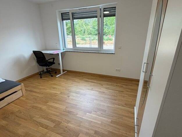 WG-Zimmer zur Miete auf Zeit 450 € 16 m² frei ab sofort Muggenhof Westliche Außenstadt 90429