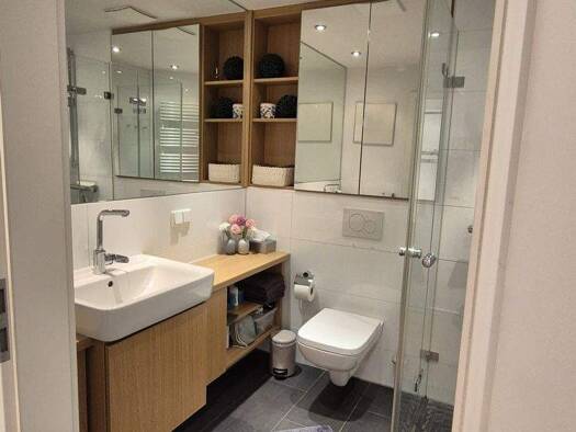 Studio zur Miete 575 € 3 Zimmer 72,2 m² 2. Geschoss frei ab 16.03.2026 Neudorf-Nord Duisburg 47057