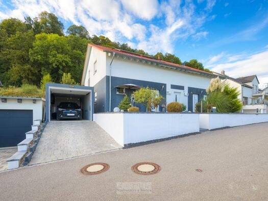 Doppelhaushälfte zum Kauf 485.000 € 4 Zimmer 125 m² 310 m² Grundstück Münchshofen Teublitz 93158