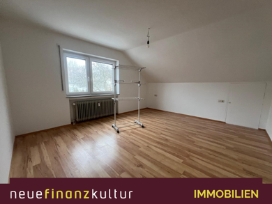 Wohnung zur Miete 700 € 4 Zimmer 77,7 m² Friedhofweg 10 Donnstetten Römerstein 72587