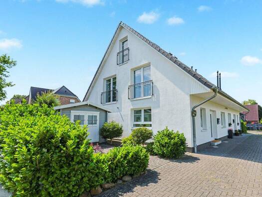 Doppelhaushälfte zur Miete 2.100 € 5 Zimmer 125 m² 250 m² Grundstück frei ab sofort Oststeinbek 22113