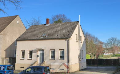 Einfamilienhaus zum Kauf 250.000 € 6,5 Zimmer 135 m² 2.084 m² Grundstück Disteln Herten-Disteln 45699