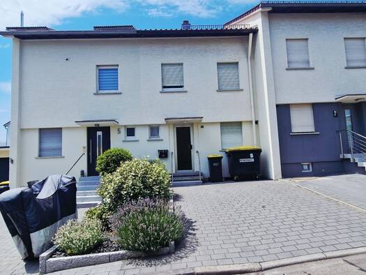 Reihenmittelhaus zum Kauf 479.000 € 6 Zimmer 91,1 m² 210 m² Grundstück Kornwestheim Kornwestheim 70806