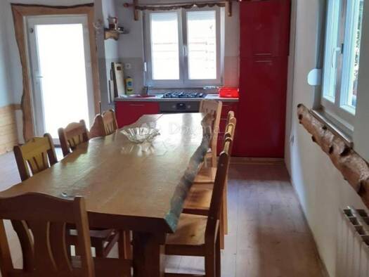 Haus zur Miete 900 € 5 Zimmer 120 m² Lic, Fuzine Fužine