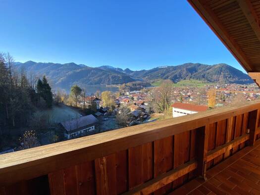 Wohnung zur Miete 1.250 € 2 Zimmer 75 m² Geschoss 2/3 frei ab 01.01.2026 Dekan-Maier-Weg 24 Schliersee 83727