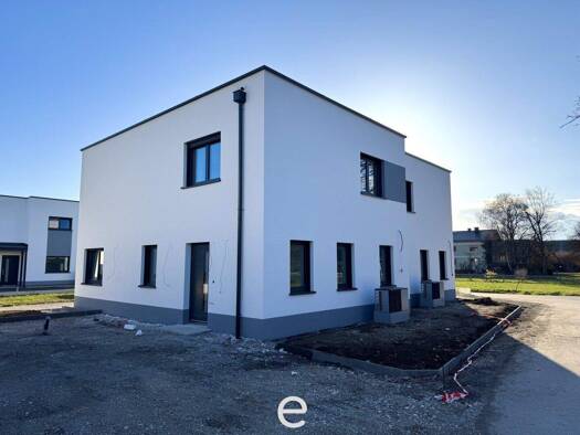 Doppelhaushälfte zum Kauf - Erstbezug 497.000 € 4,5 Zimmer 127,6 m² 348 m² Grundstück Laakirchen 4662