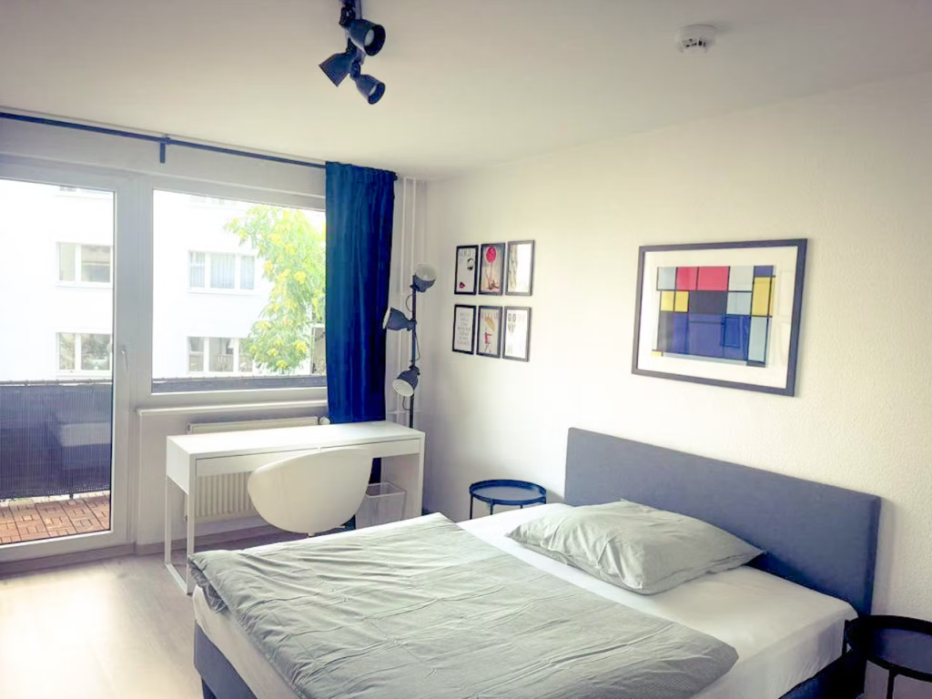 Wohnung zur Miete Wohnen auf Zeit 2.900 € 4 Zimmer 100 m²<br/>Wohnfläche ab sofort<br/>Verfügbarkeit Staufenstraße Westend - Süd Frankfurt am Main 60323