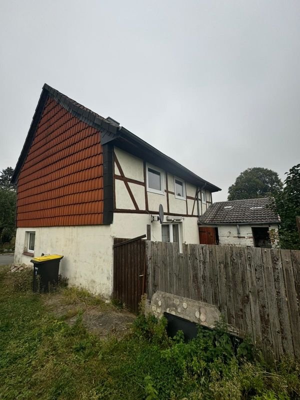 Einfamilienhaus zum Kauf 80.000 € 5 Zimmer 100 m²<br/>Wohnfläche 180 m²<br/>Grundstück Roklum 38325