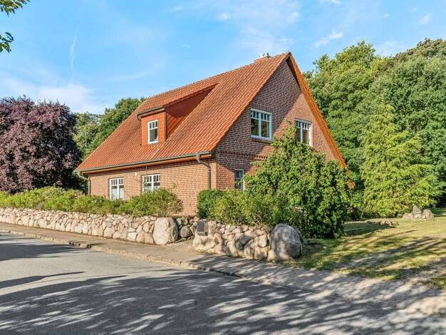 Einfamilienhaus zum Kauf 399.000 € 5 Zimmer 152,5 m² 2.696 m² Grundstück Schossin 19073