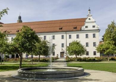 Wohnung zur Miete 750 € 2 Zimmer 70 m² 1. Geschoss frei ab sofort Malteser Platz 2 Altstadt Amberg 92224