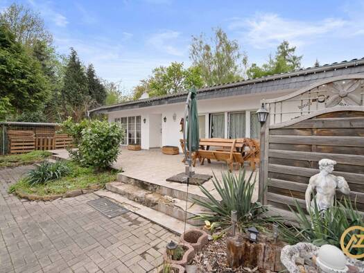 Einfamilienhaus zum Kauf 350.000 € 5 Zimmer 150 m² 2.927 m² Grundstück Haldensleben 39340