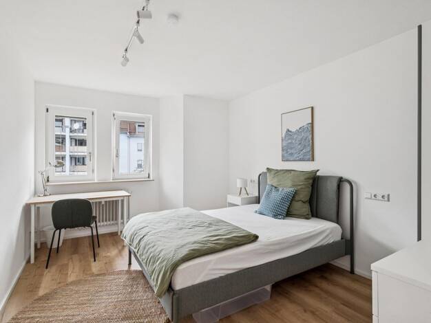 WG-Zimmer zur Miete auf Zeit 580 € 262 m² 3. Geschoss frei ab sofort Hohe Straße 16 Mitte Mitte 70174