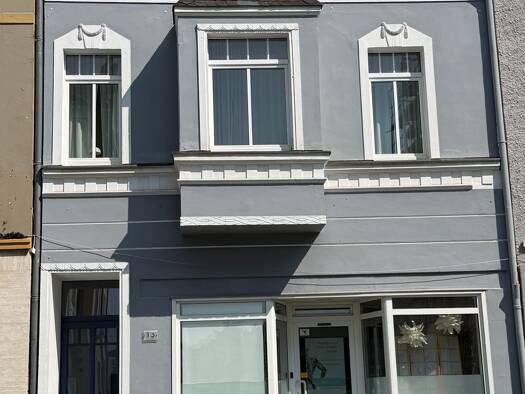 Immobilie zum Kauf provisionsfrei 654.000 € 3 Zimmer 130 m² 178 m² Grundstück frei ab 15.09.2026 Rheinbach Rheinbach 53359