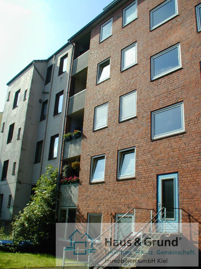 Wohnung zur Miete 400 € 1 Zimmer 28,3 m²<br/>Wohnfläche Kieler Straße 41 Gaarden - Ost Bezirk 2 Kiel 24143