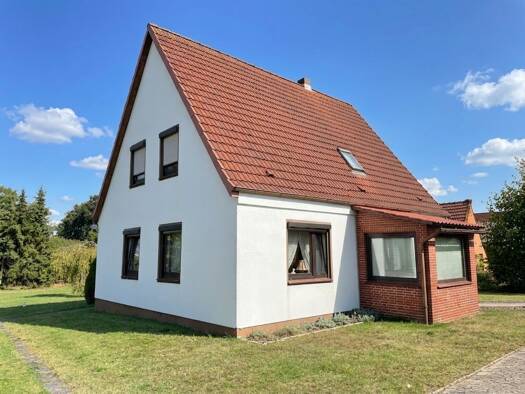 Einfamilienhaus zum Kauf 148.000 € 1 Zimmer 128 m² 669 m² Grundstück frei ab sofort Uthlede Hagen im Bremischen 27628