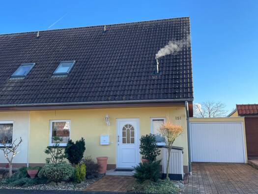 Doppelhaushälfte zum Kauf 445.000 € 4,5 Zimmer 94,5 m² 213 m² Grundstück frei ab 01.07.2026 Großzschocher Leipzig 04207