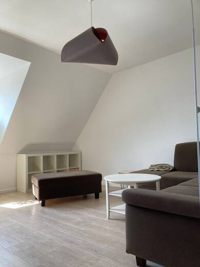 Wohnung zur Miete 490 € 3 Zimmer 77 m² Geschoss 3/3 frei ab 15.08.2025 Innerstädtischer Bereich Nord 16 Dessau-Roßlau 06844