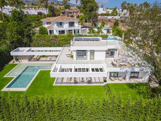 Villa zum Kauf 5.750.000 € 6 Zimmer 477,7 m² 1.193 m² Grundstück Nueva Andalucia 29660